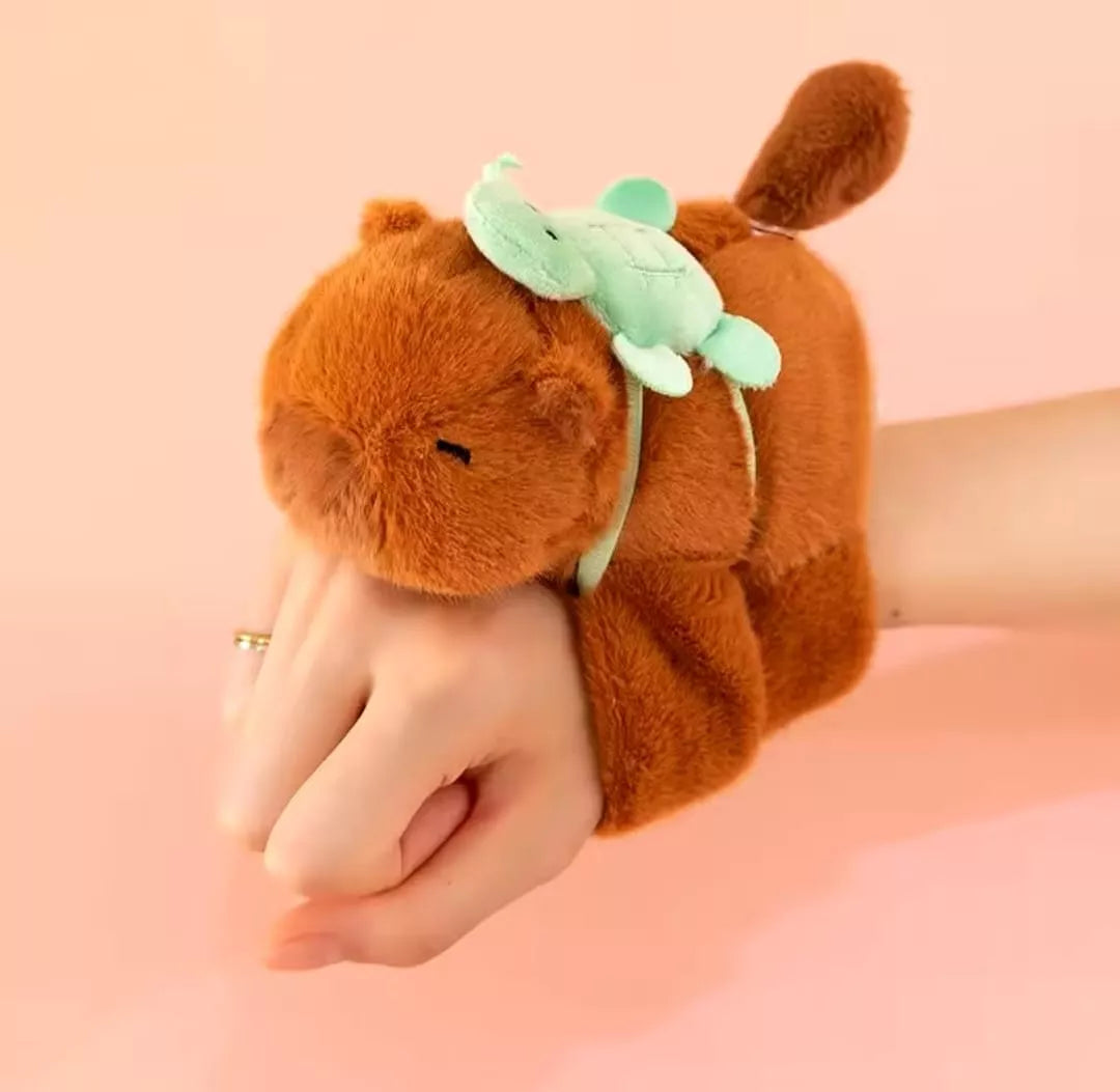 Adorable Pulsera Capibara Cola Giratoria