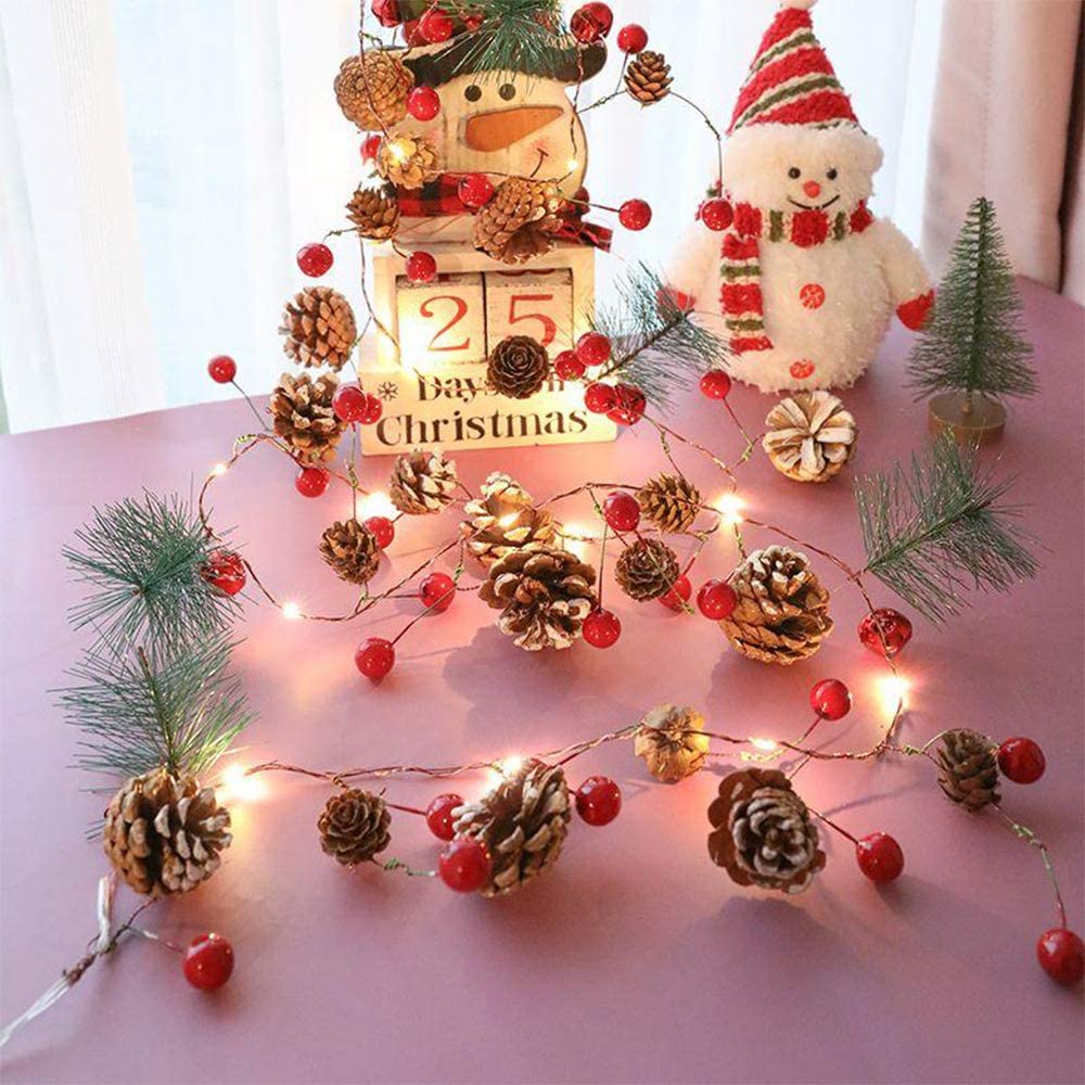 Guirnalda Pinos y Frutos Rojos